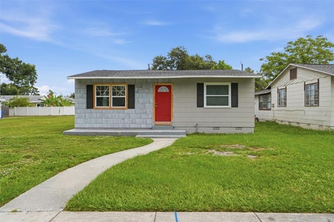 Photo of 4535 Emerson Avenue S, St Petersburg, FL 33711 (MLS # O6438132)