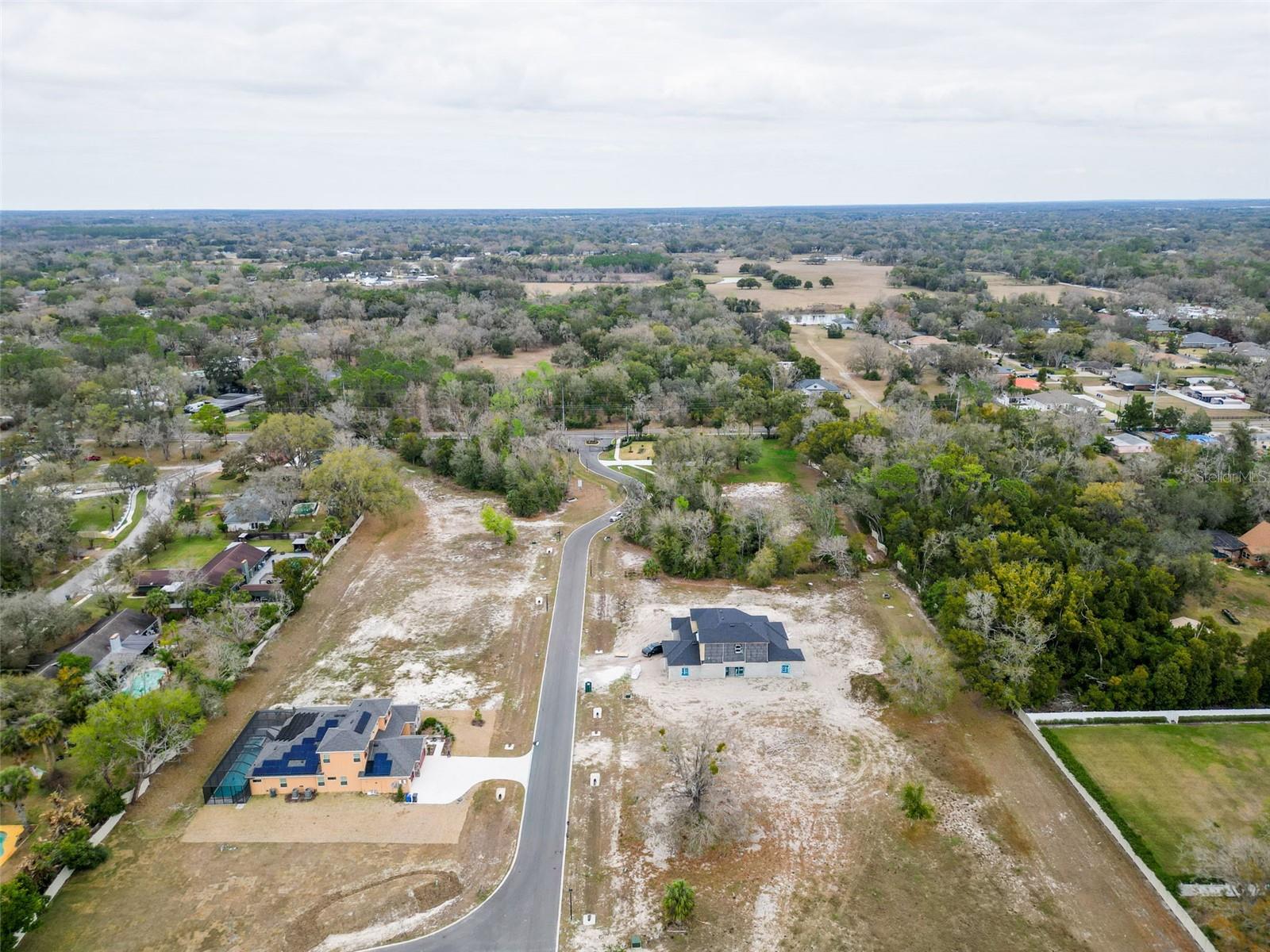 SUNSET ESTATES - Land