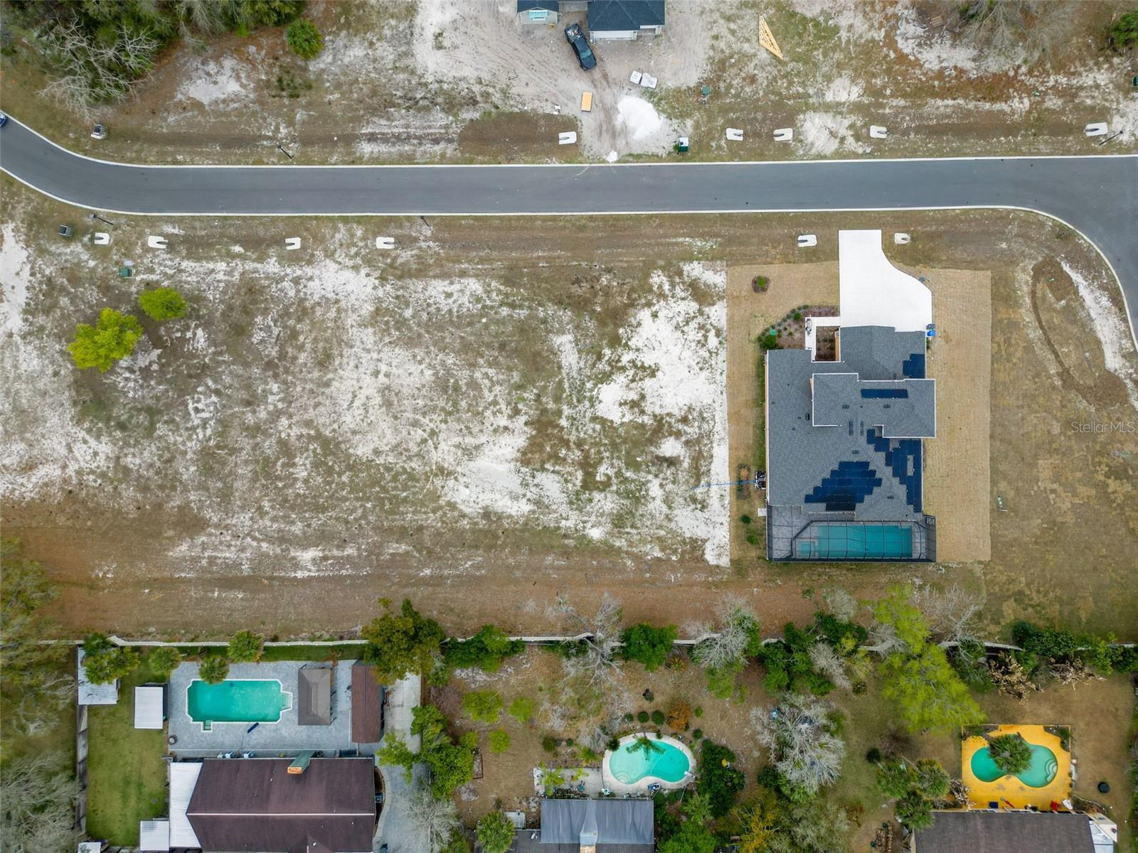 SUNSET ESTATES - Land