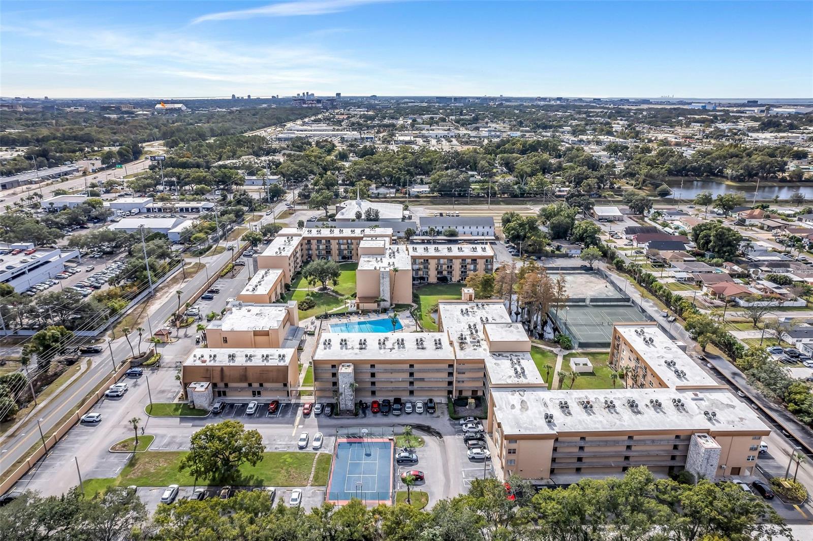 THE TAMPA RACQUET CLUB A CONDO - Residential