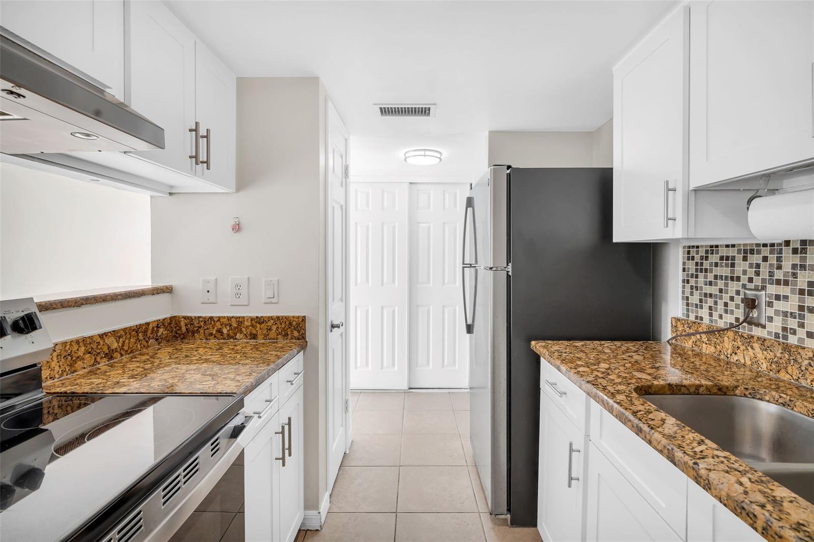 THE TAMPA RACQUET CLUB A CONDO - Residential