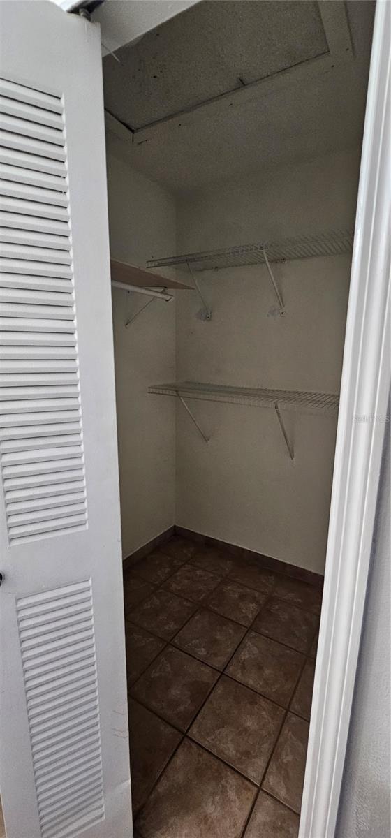 VICTORIA PARK - Residential Lease