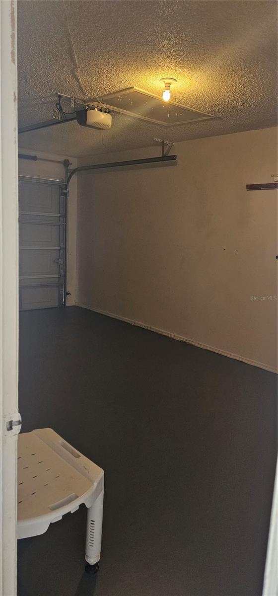 VICTORIA PARK - Residential Lease