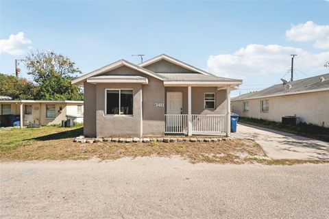 Photo of 3411 20th Street W, Bradenton, FL 34205 (MLS # TB8469479)