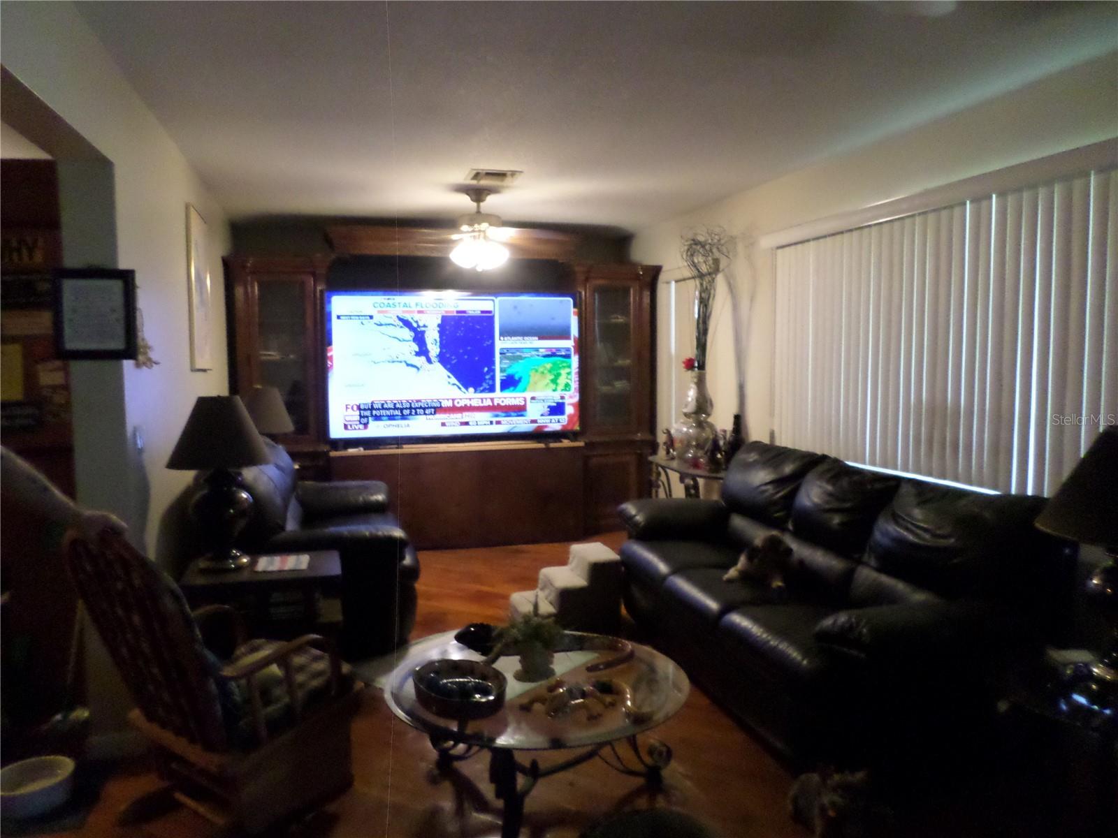 A SPOT IN THE SUN VILLAGE - Residential