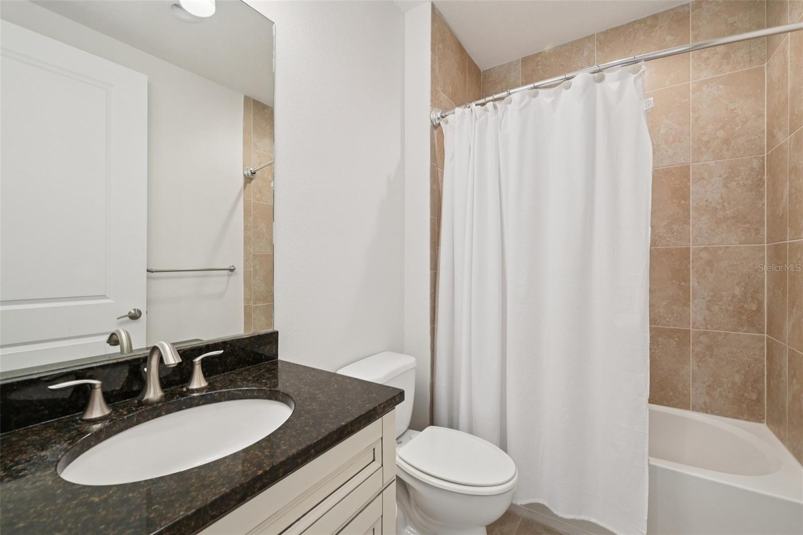 PALMA SOLA BAY CLUB PH 7 - Residential