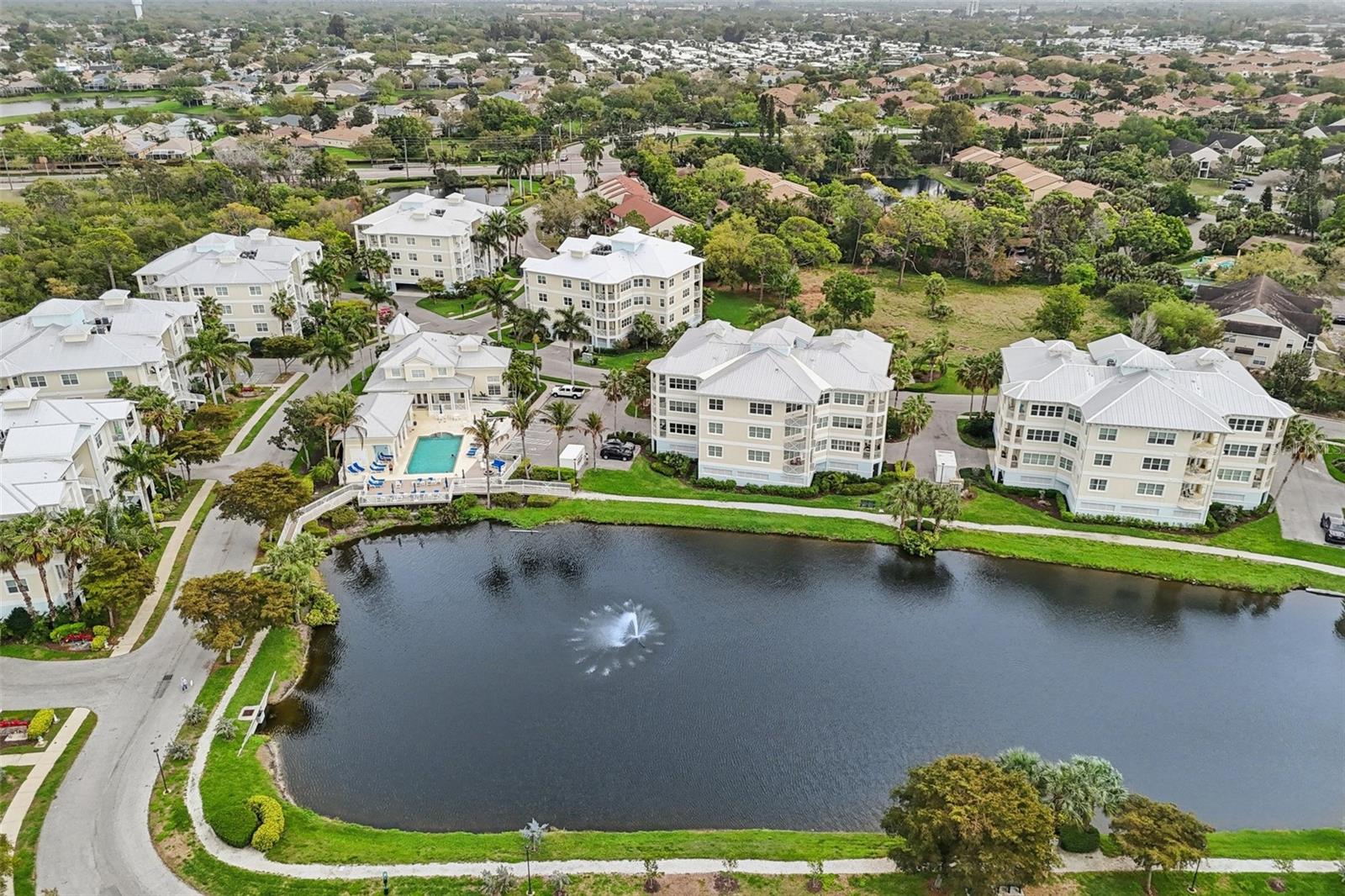 PALMA SOLA BAY CLUB PH 7 - Residential