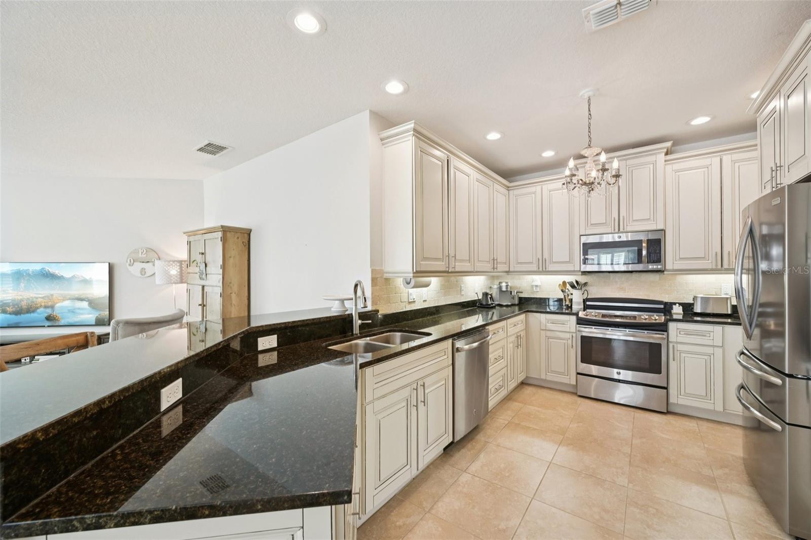 PALMA SOLA BAY CLUB PH 7 - Residential