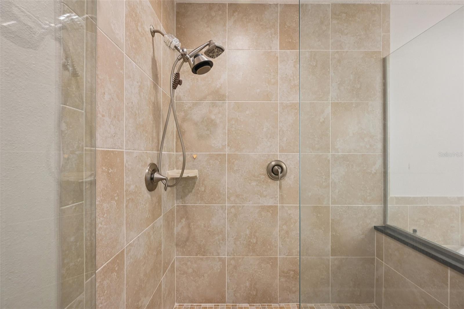 PALMA SOLA BAY CLUB PH 7 - Residential