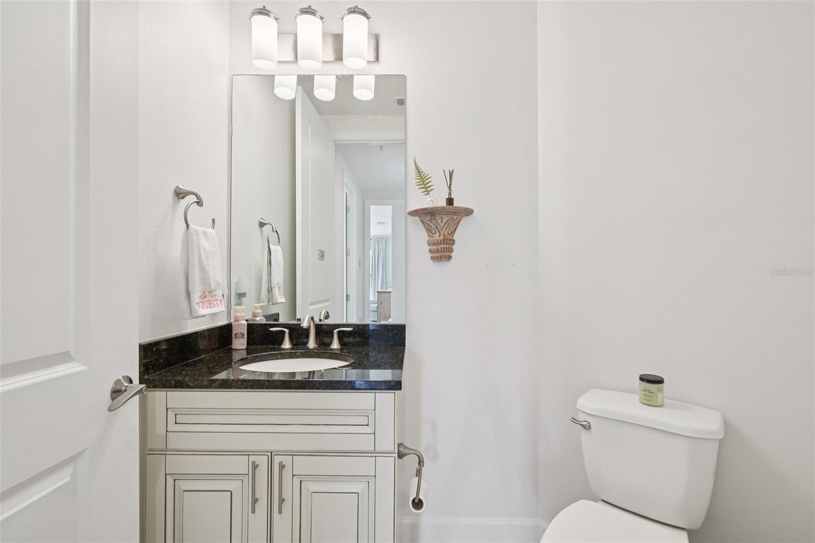 PALMA SOLA BAY CLUB PH 7 - Residential