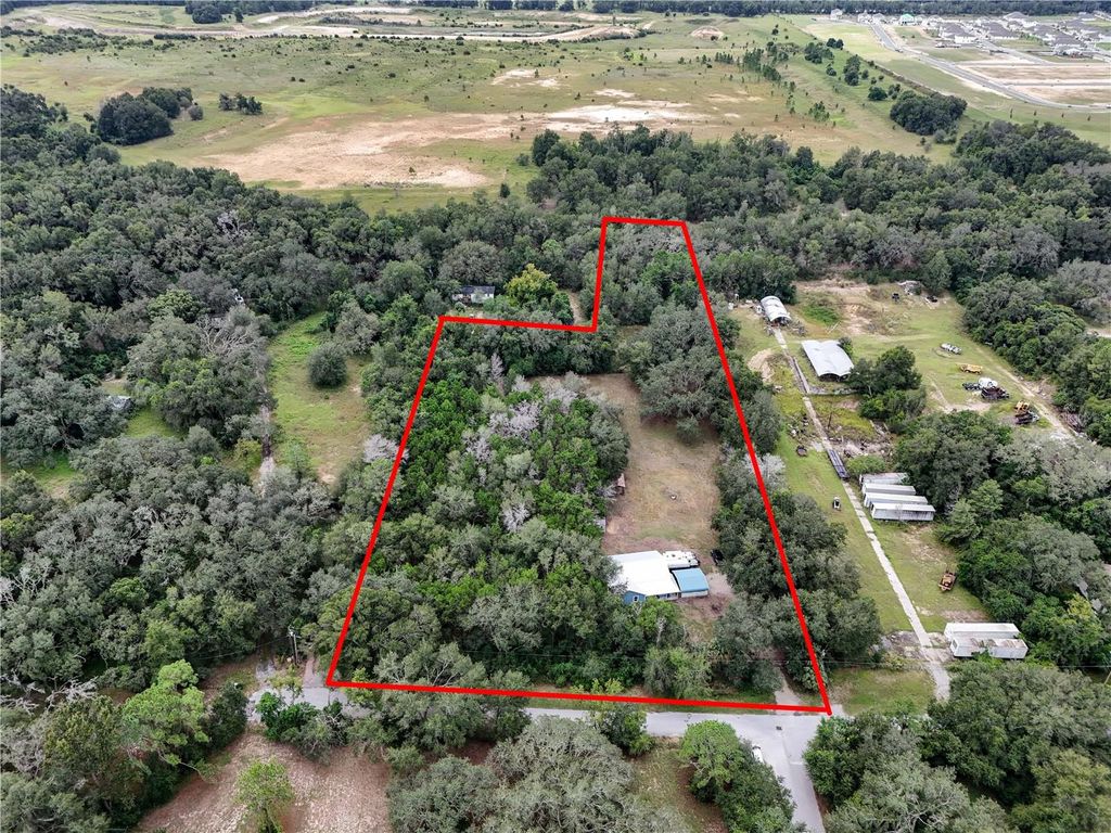 Photo of 30600 S Coronado Drive, Sorrento, FL 32776 (MLS # G5103211)