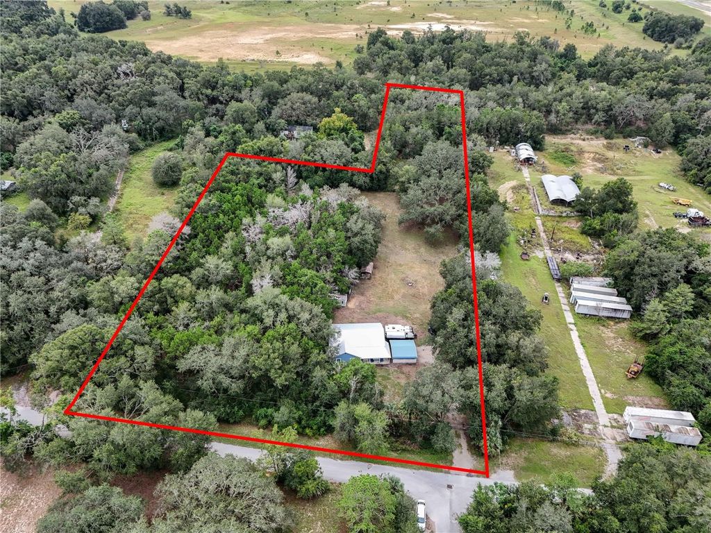Photo of 30600 S Coronado Drive, Sorrento, FL 32776 (MLS # G5103211)