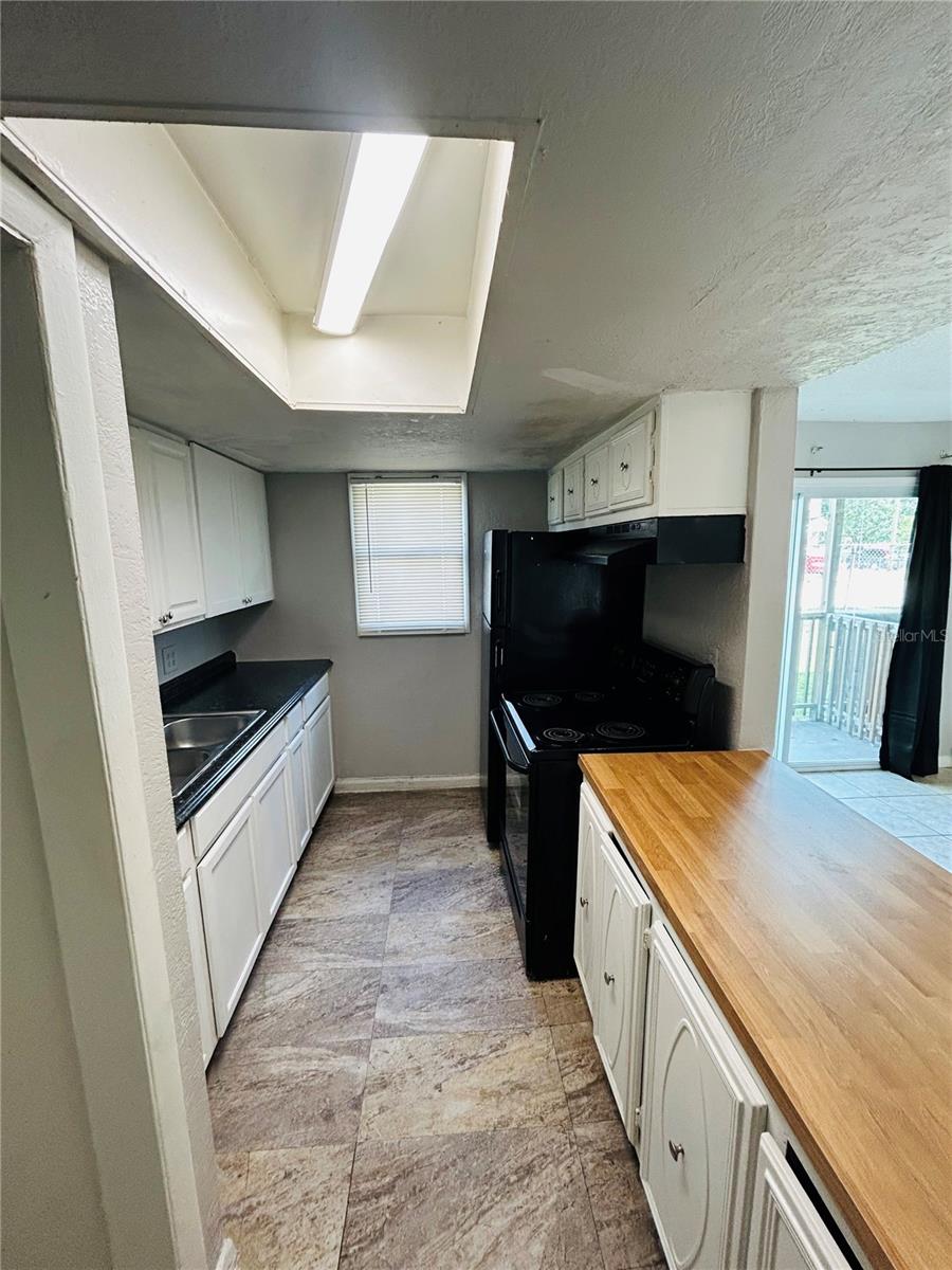 CATALINA ISLES CONDO - Residential Lease