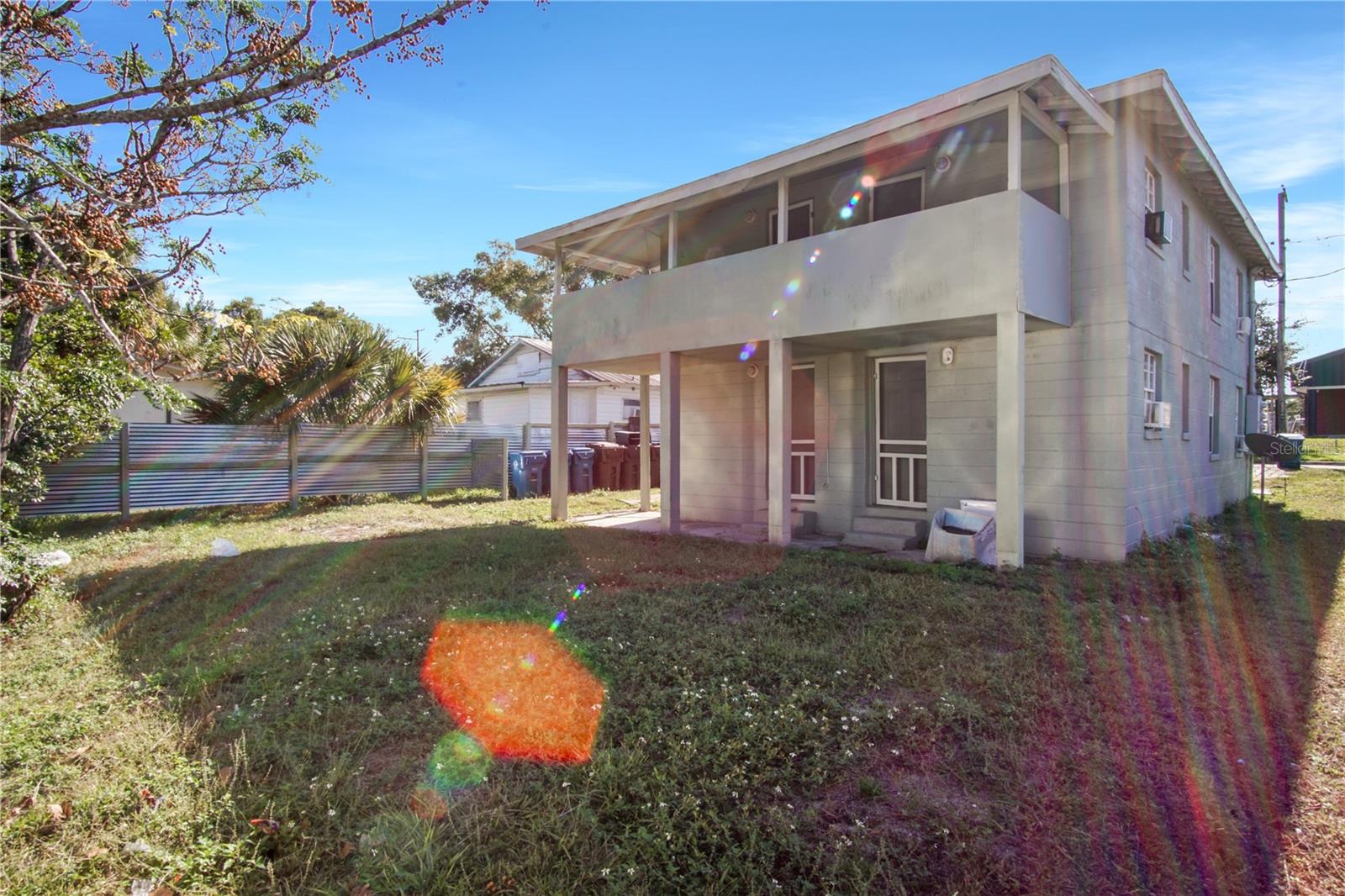 LOCKHARTS SUB - Residential Lease