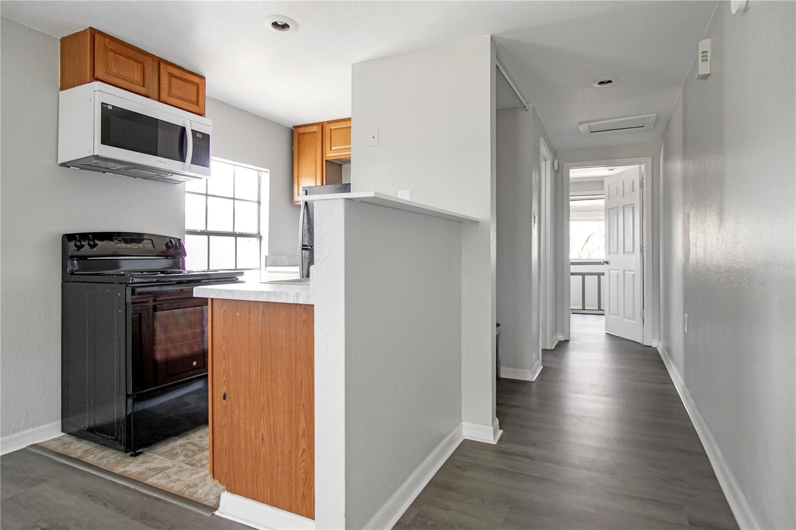 LOCKHARTS SUB - Residential Lease