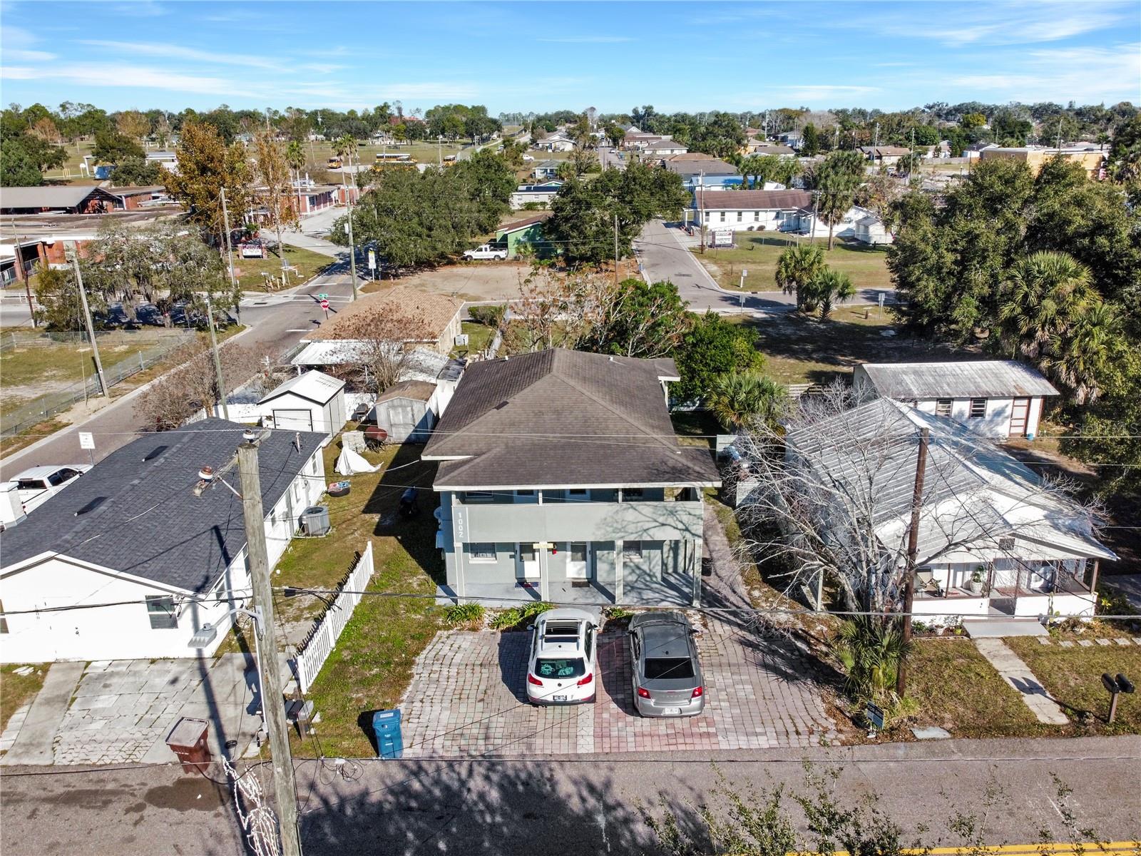 LOCKHARTS SUB - Residential Lease