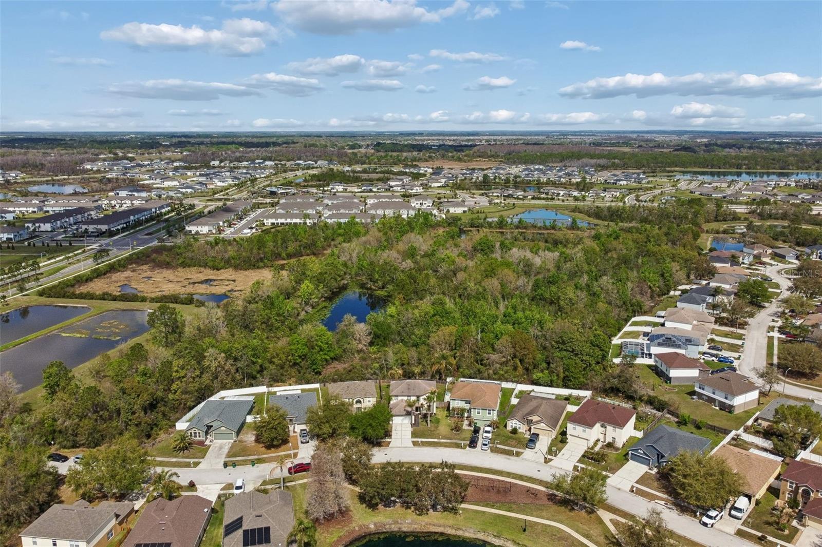 ABERDEEN PH 01 - Residential