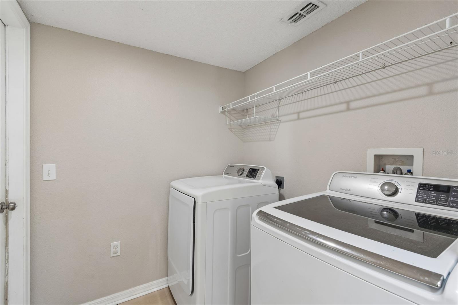 ABERDEEN PH 01 - Residential