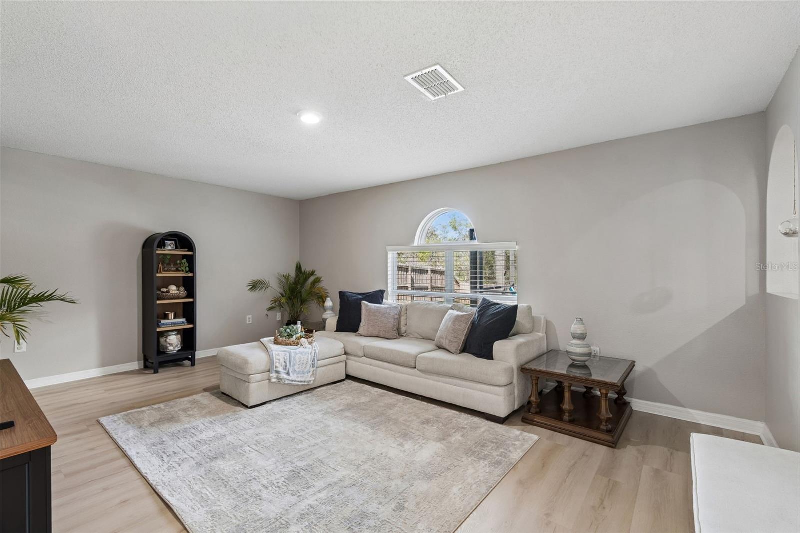 ABERDEEN PH 01 - Residential