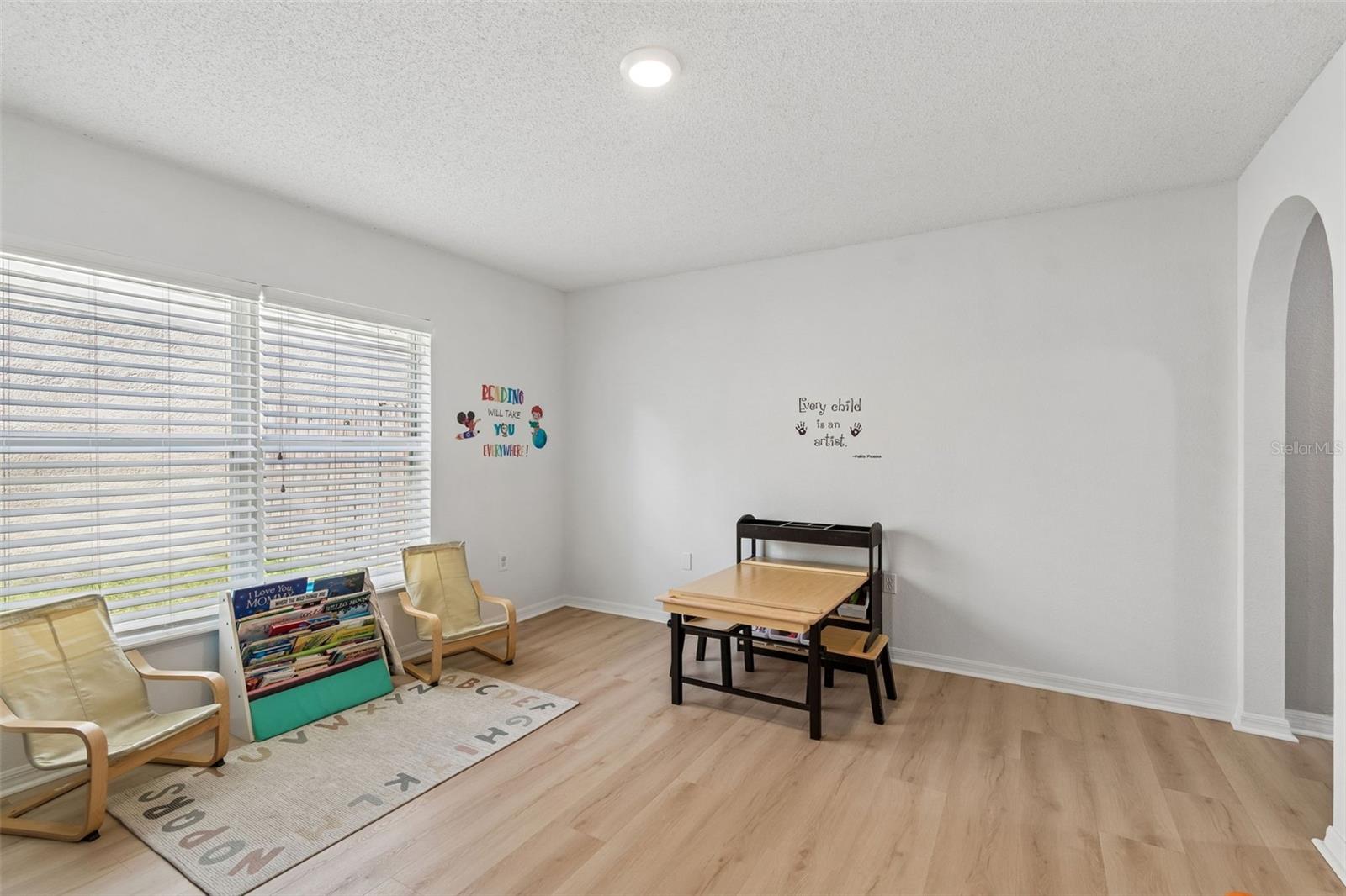 ABERDEEN PH 01 - Residential