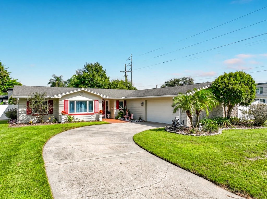 Photo of 3521 Edland Drive, Orlando, FL 32806 (MLS # O6453130)