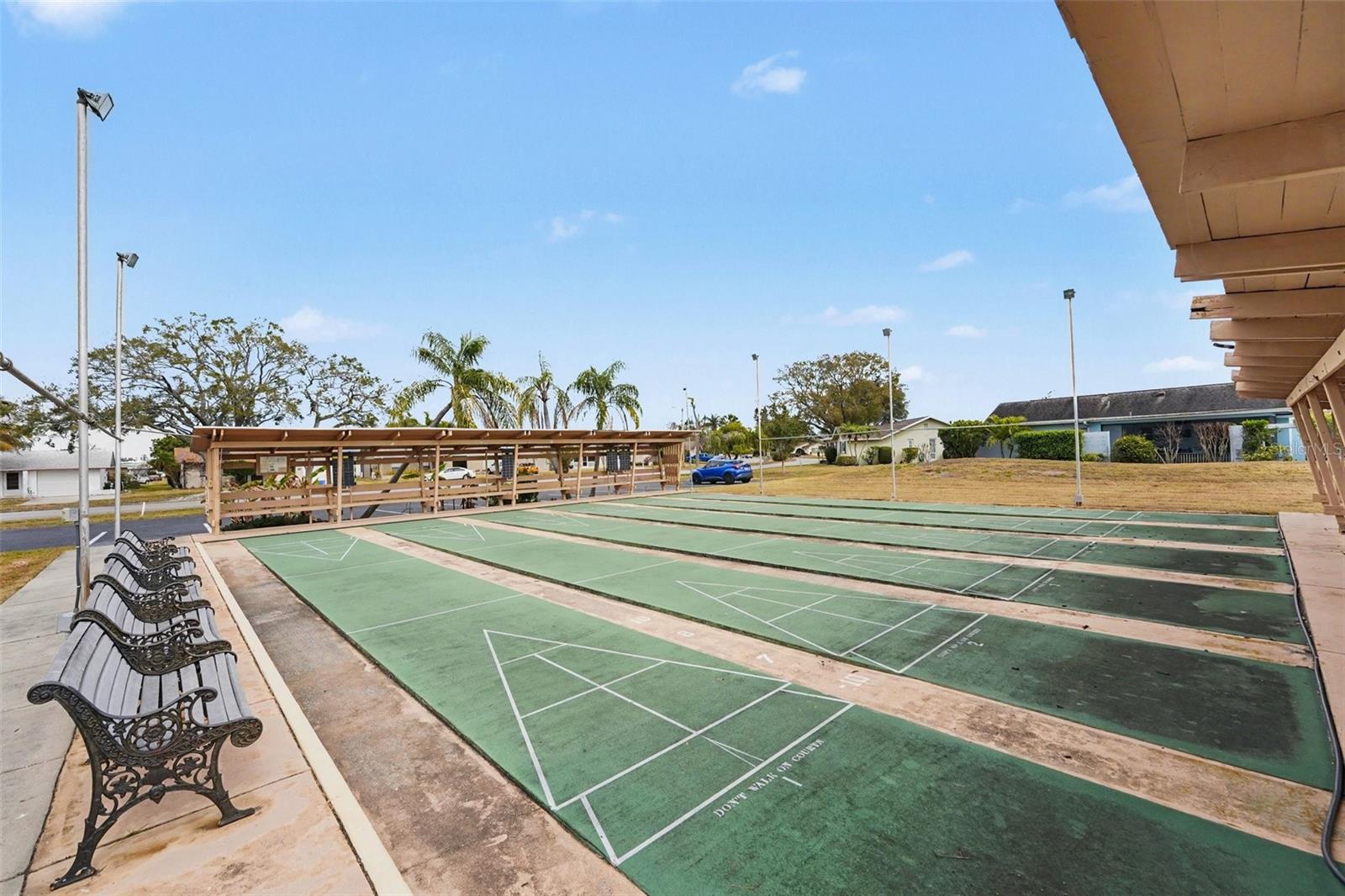 LAKES VILLAS CONDO II - Residential