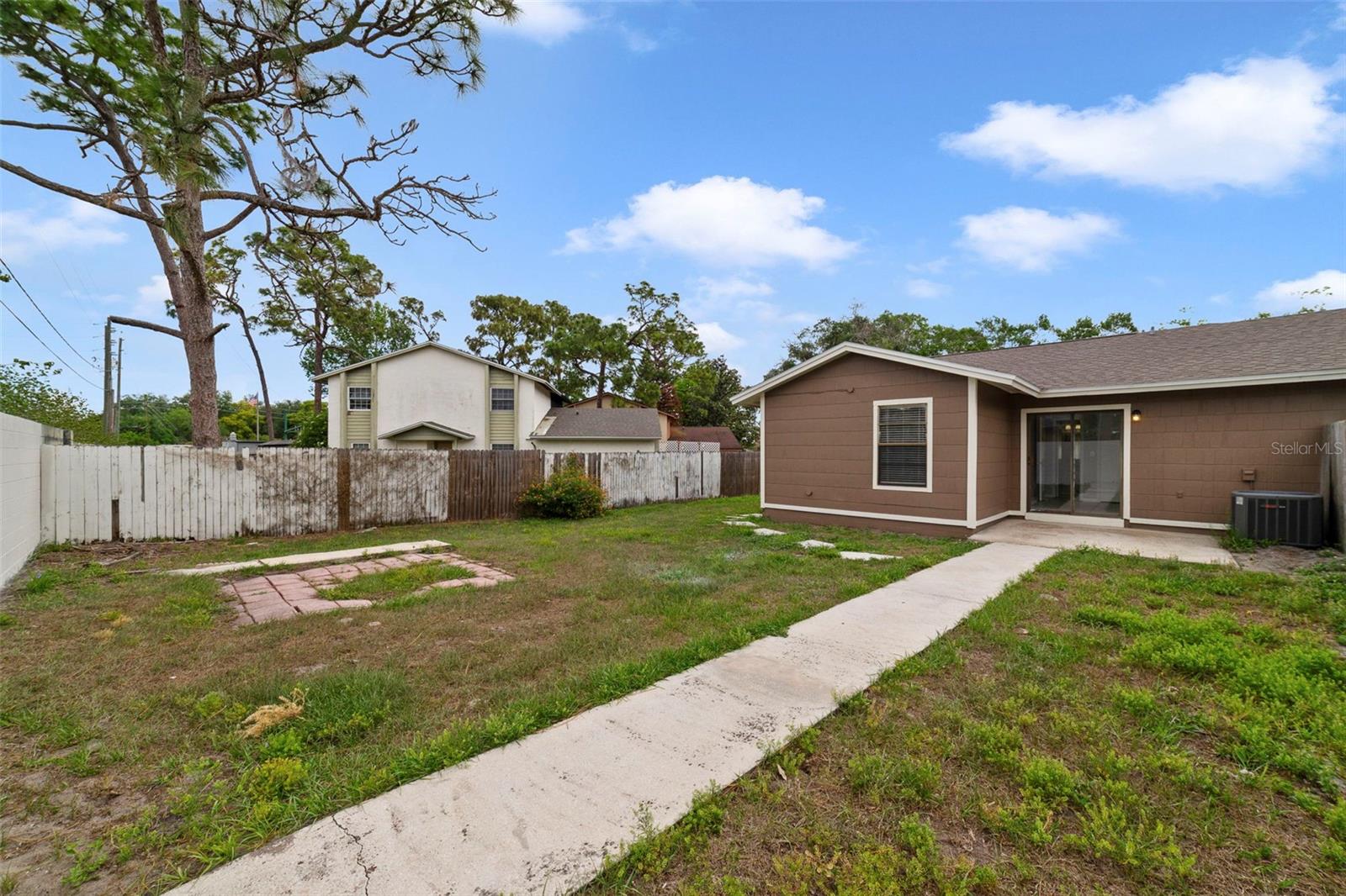 GRAND PINES - Residential