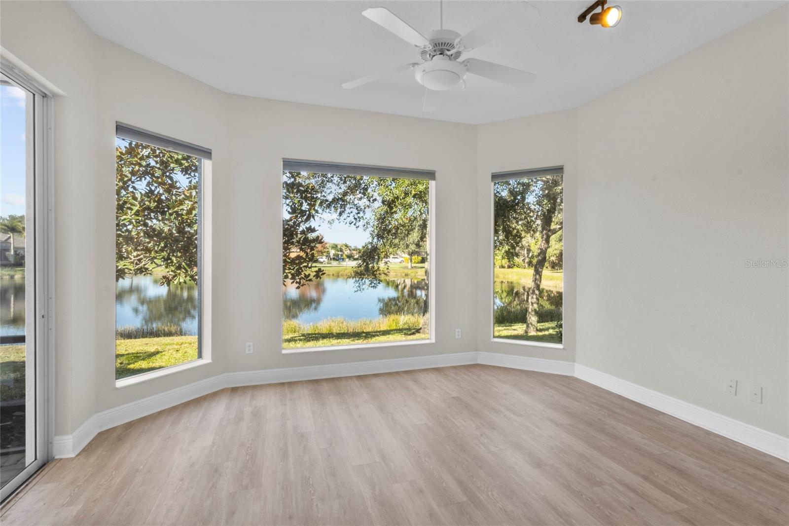 RED HAWK RESERVE - Residential