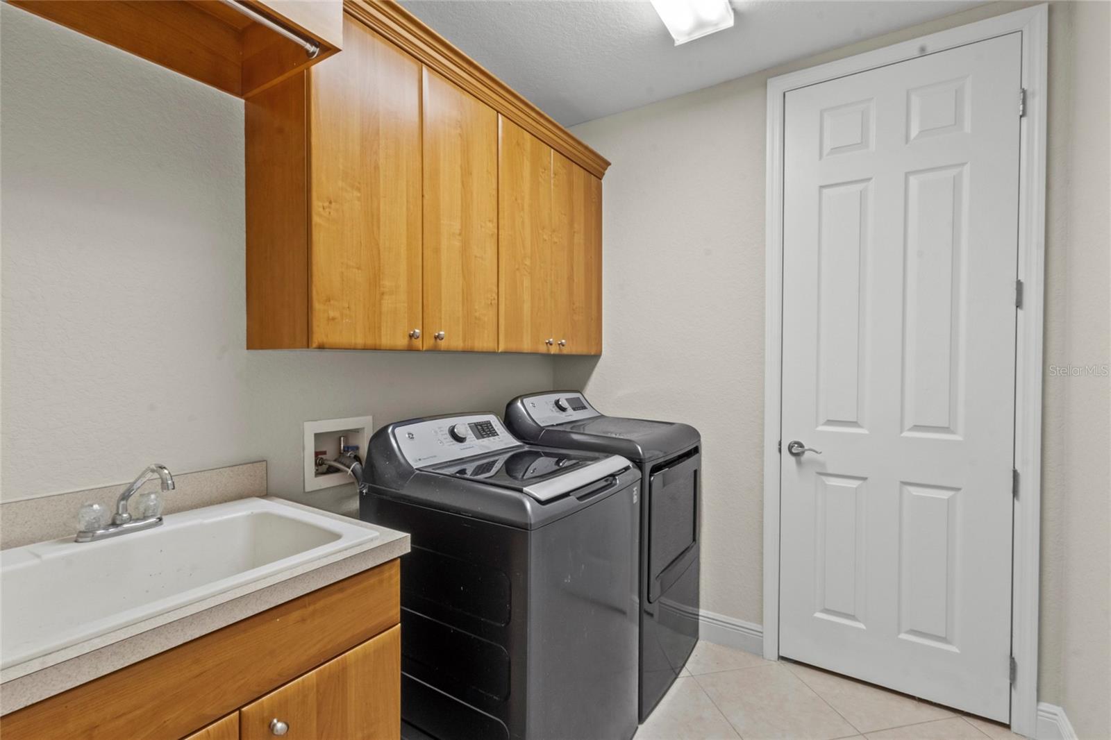 RED HAWK RESERVE - Residential