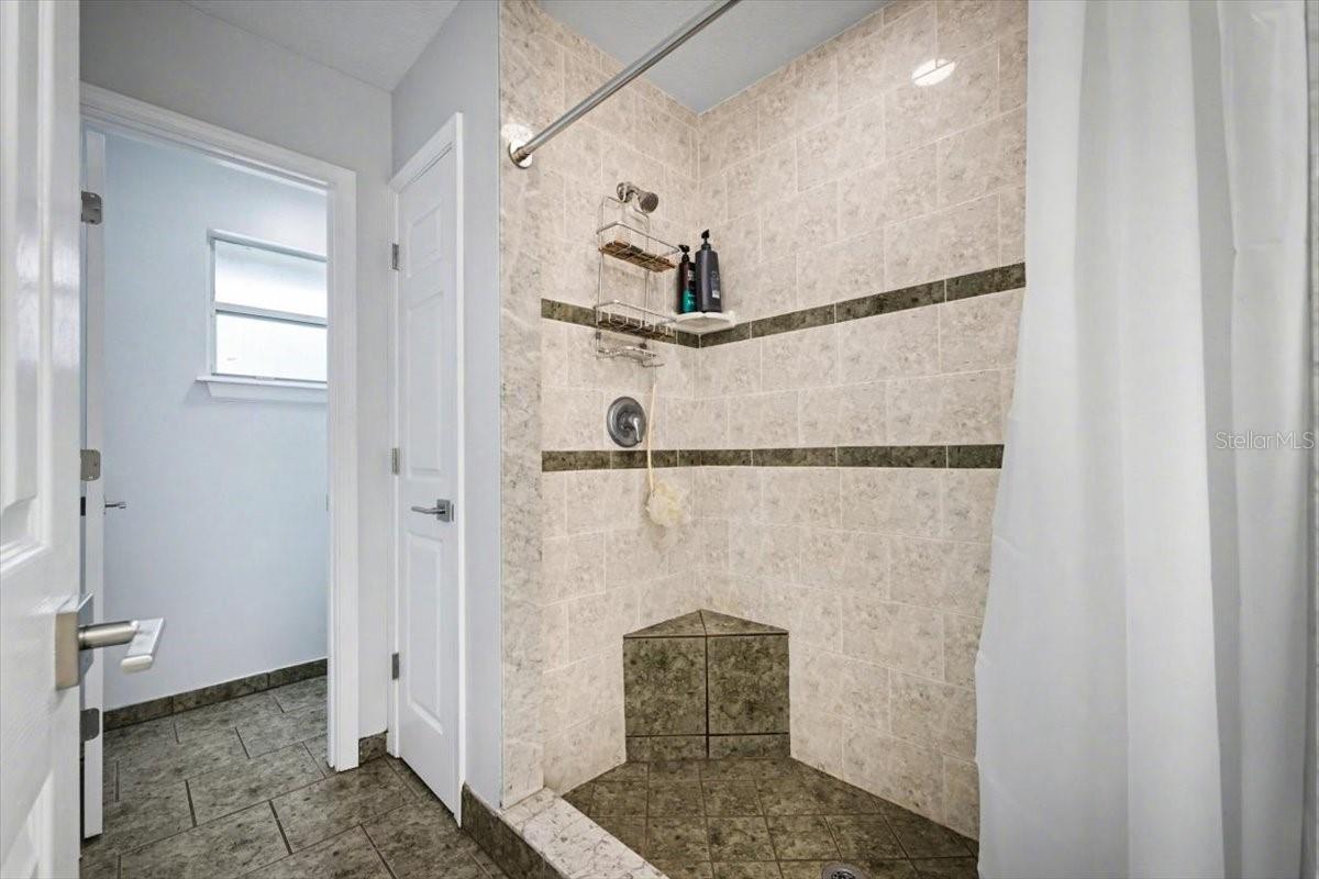 SECTION LAND - Residential