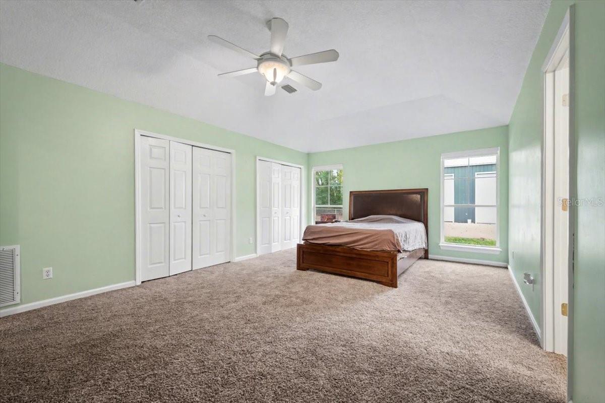 SECTION LAND - Residential