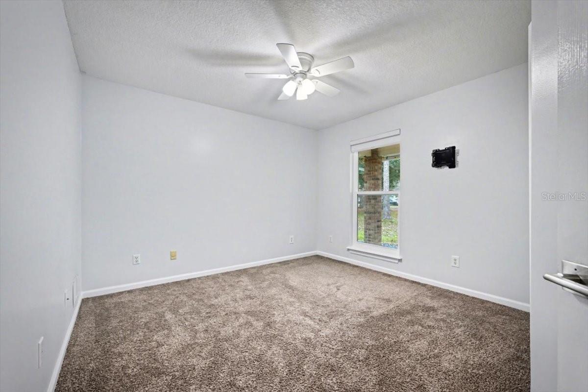 SECTION LAND - Residential