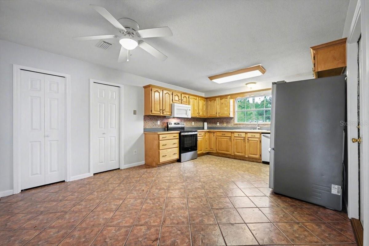 SECTION LAND - Residential