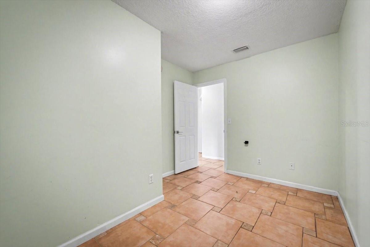 SECTION LAND - Residential