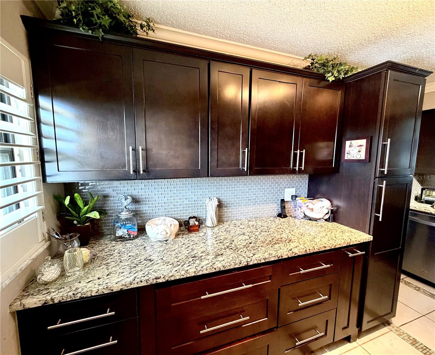 COVE CAY VILLAGE III - Residential