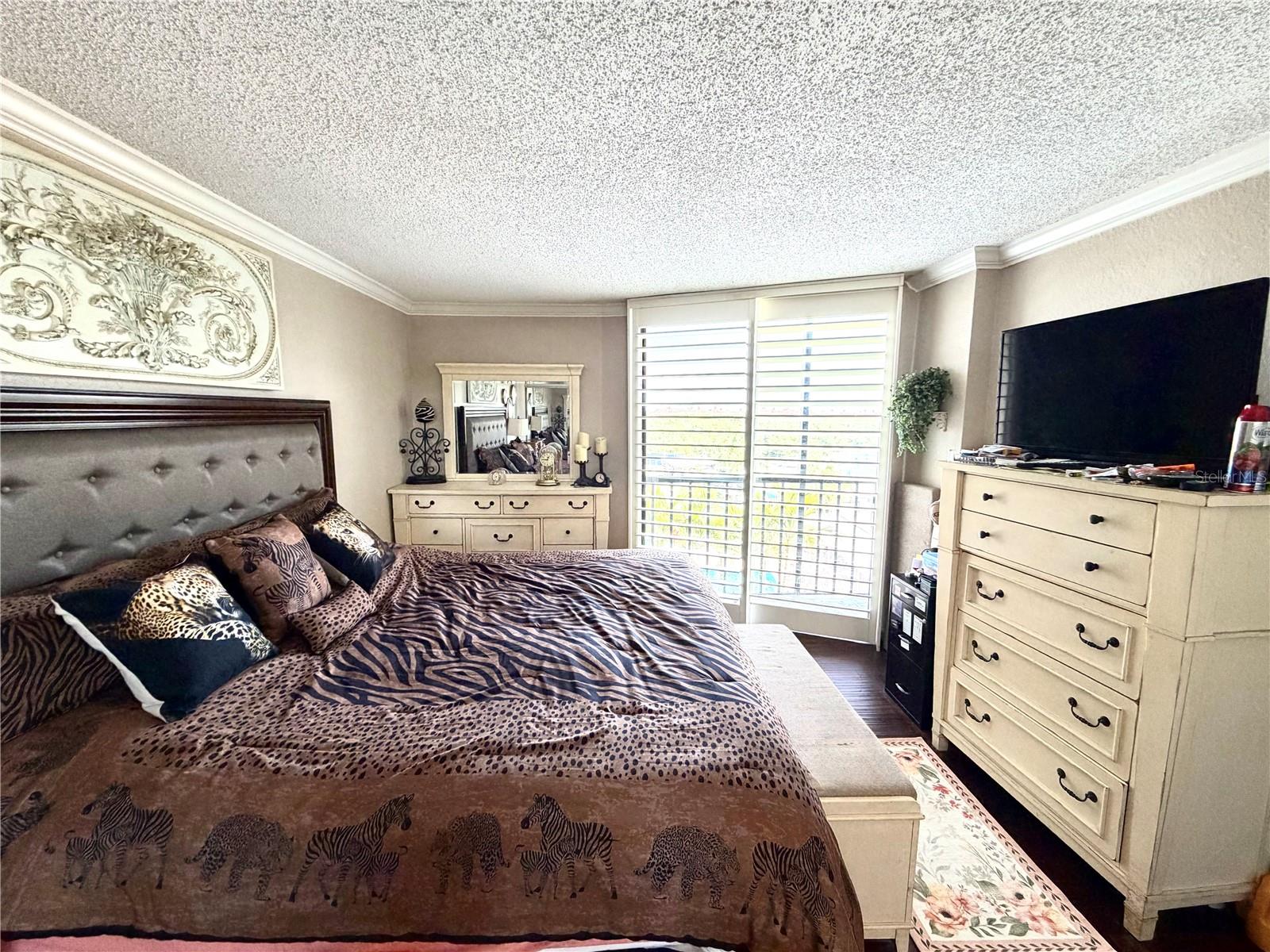 COVE CAY VILLAGE III - Residential