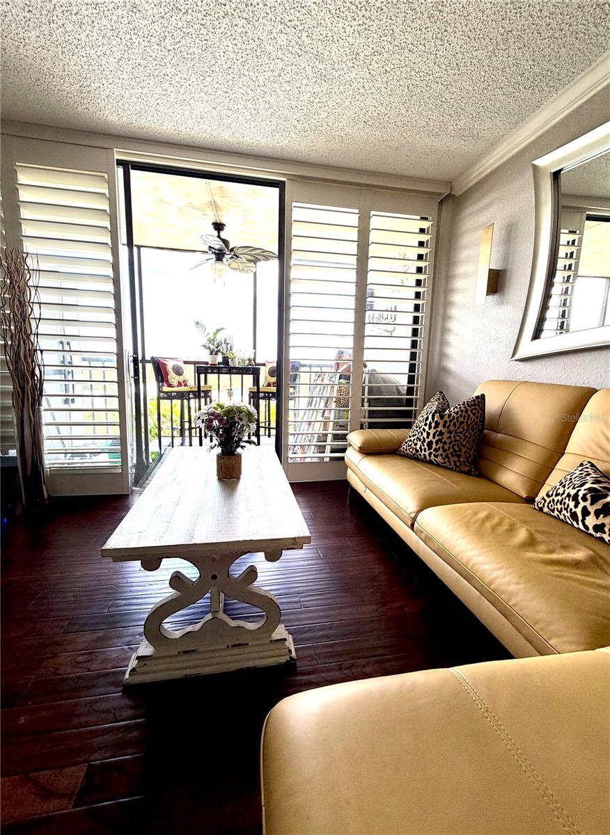 COVE CAY VILLAGE III - Residential