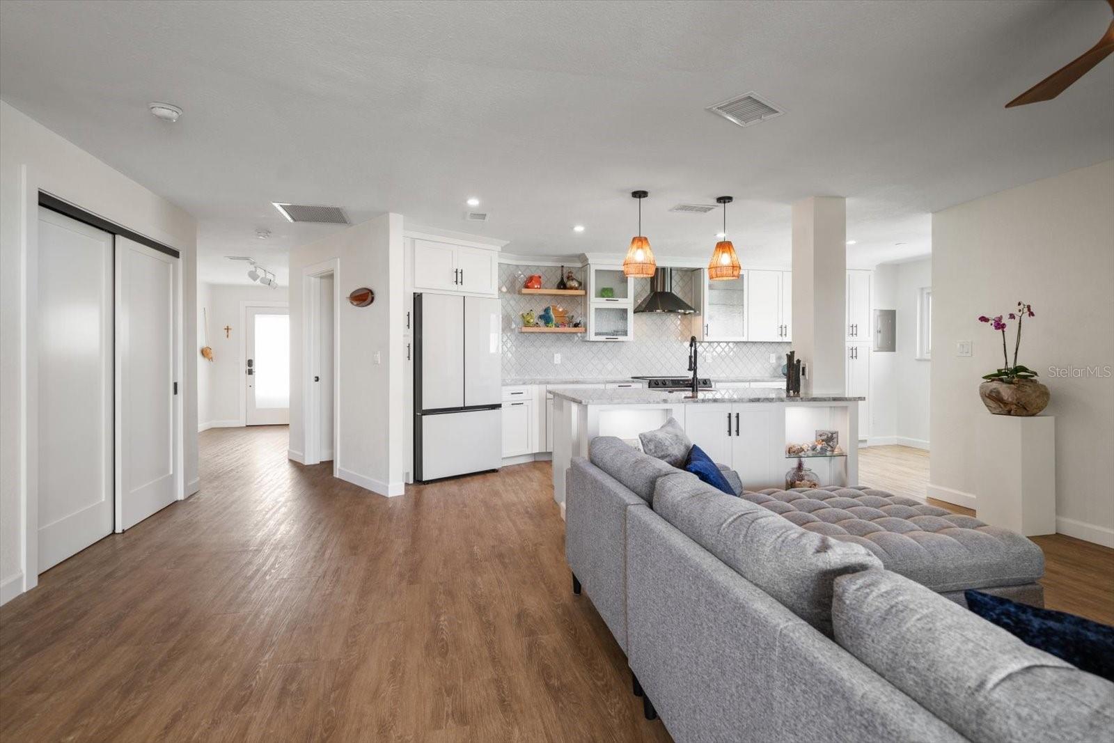 BAY COVE MANOR CONDO - Residential