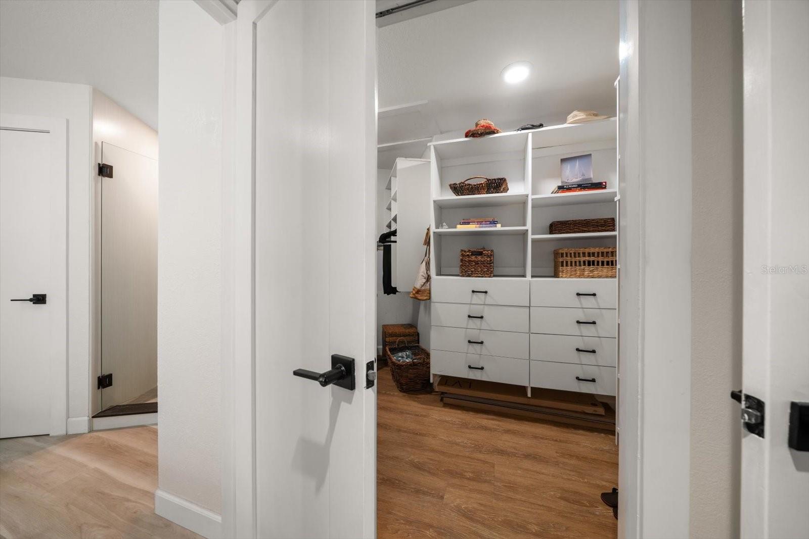 BAY COVE MANOR CONDO - Residential