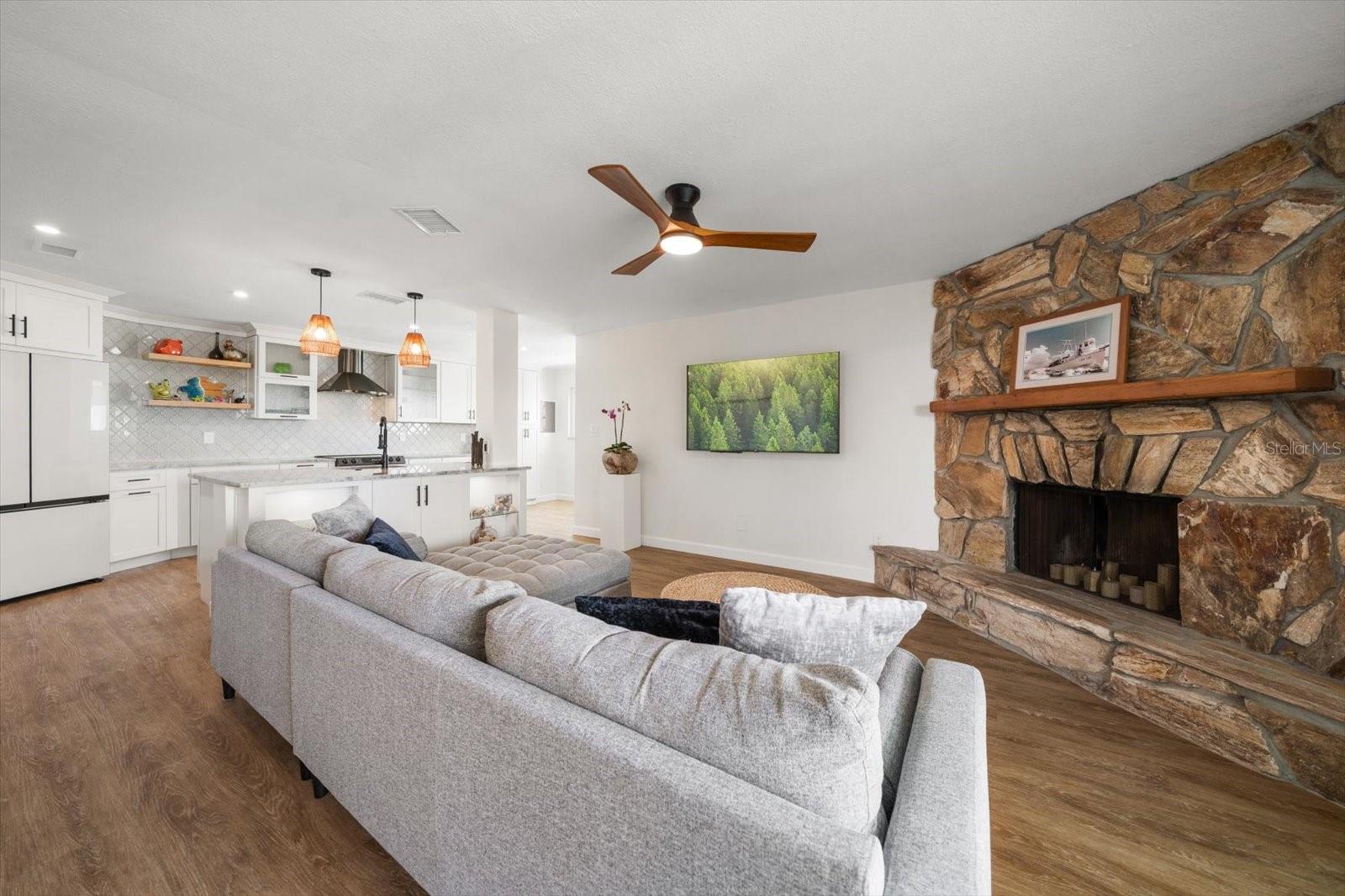 BAY COVE MANOR CONDO - Residential