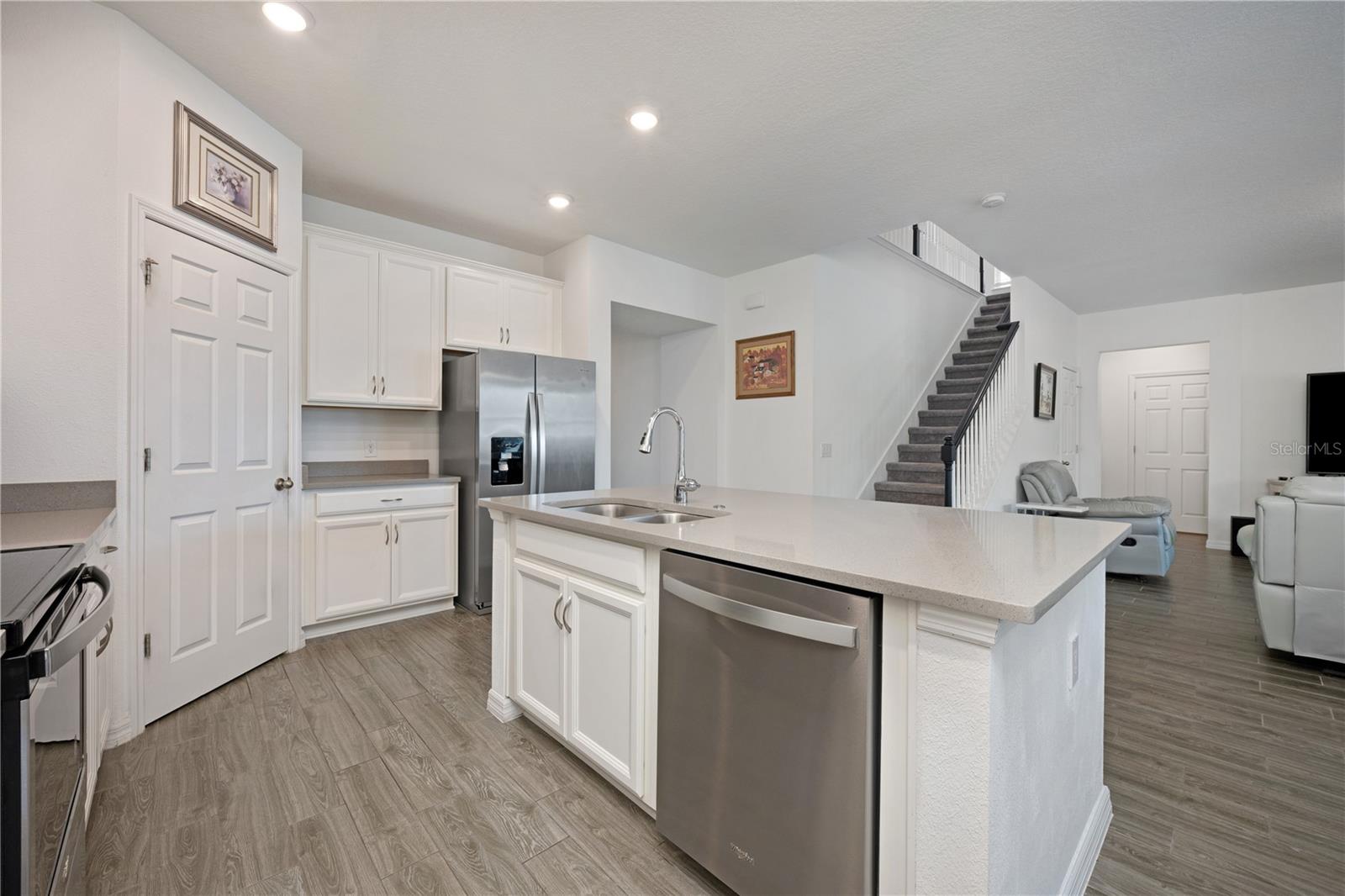 3439 FEATHERGRASS COURT
