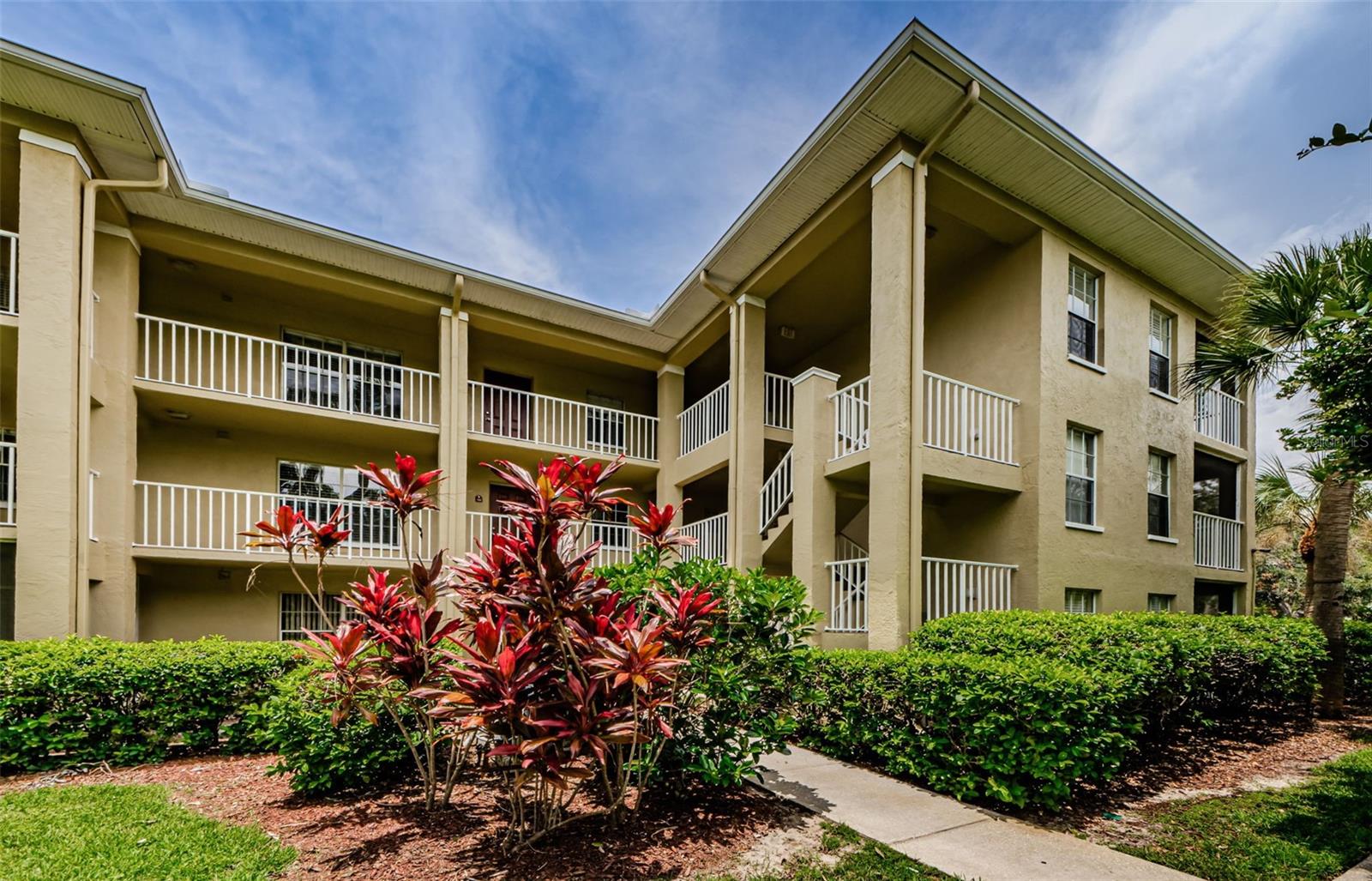 SELLER OFFERING 3,000 towards BUYERS CLOSING COSTS or to BUY DOWN YOUR INTEREST RATE!!! Beautifully updated, 2 Bedrooms, 1 Bath, second floor condo located in the highly desirable community of Meadowlake Palm Harbor! This awesome condo offers comfort, convenience, and beautiful lake views! The updated kitchen features newer warm cabinetry and Stainless-Steel appliances, modern backsplash and great lighting. The bathroom offers a modern touch with its newer vanity, toilet and new tile in the shower enclosure. Additional features are a split bedroom plan and super clean move in ready! The AC is 2016, Water heater 2023, Roof 2019! The community offers a Resort-style pool, Tennis Court, Fitness Center, Playground, Volleyball Court, Grill Area, commercial Laundry Facility, Office Facility, Car Care Center and is a Pet Friendly community! Located a short distance from US19 in beautiful Palm Harbor, Florida, everything is close by from Honeymoon Island and Caladesi Island State Park Beaches, the Pinellas Trail, the world-famous Tarpon Springs Sponge Docks which has lots of shopping, boating excursions, and dining! All set within a beautifully well-maintained community with lush tropical landscaping that adds to the relaxed Florida lifestyle! Schedule your showing today!