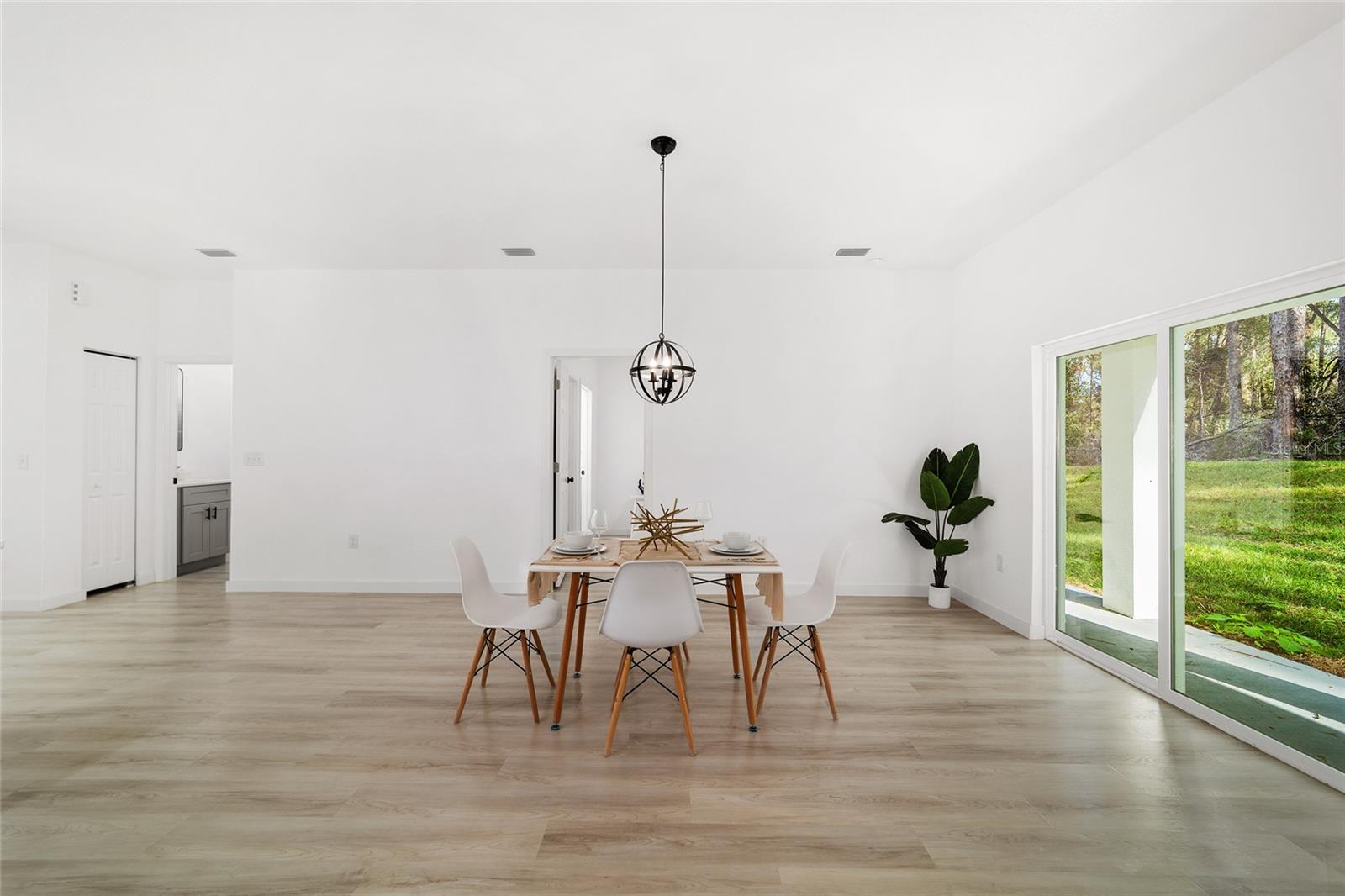 SABAL PARK - Residential