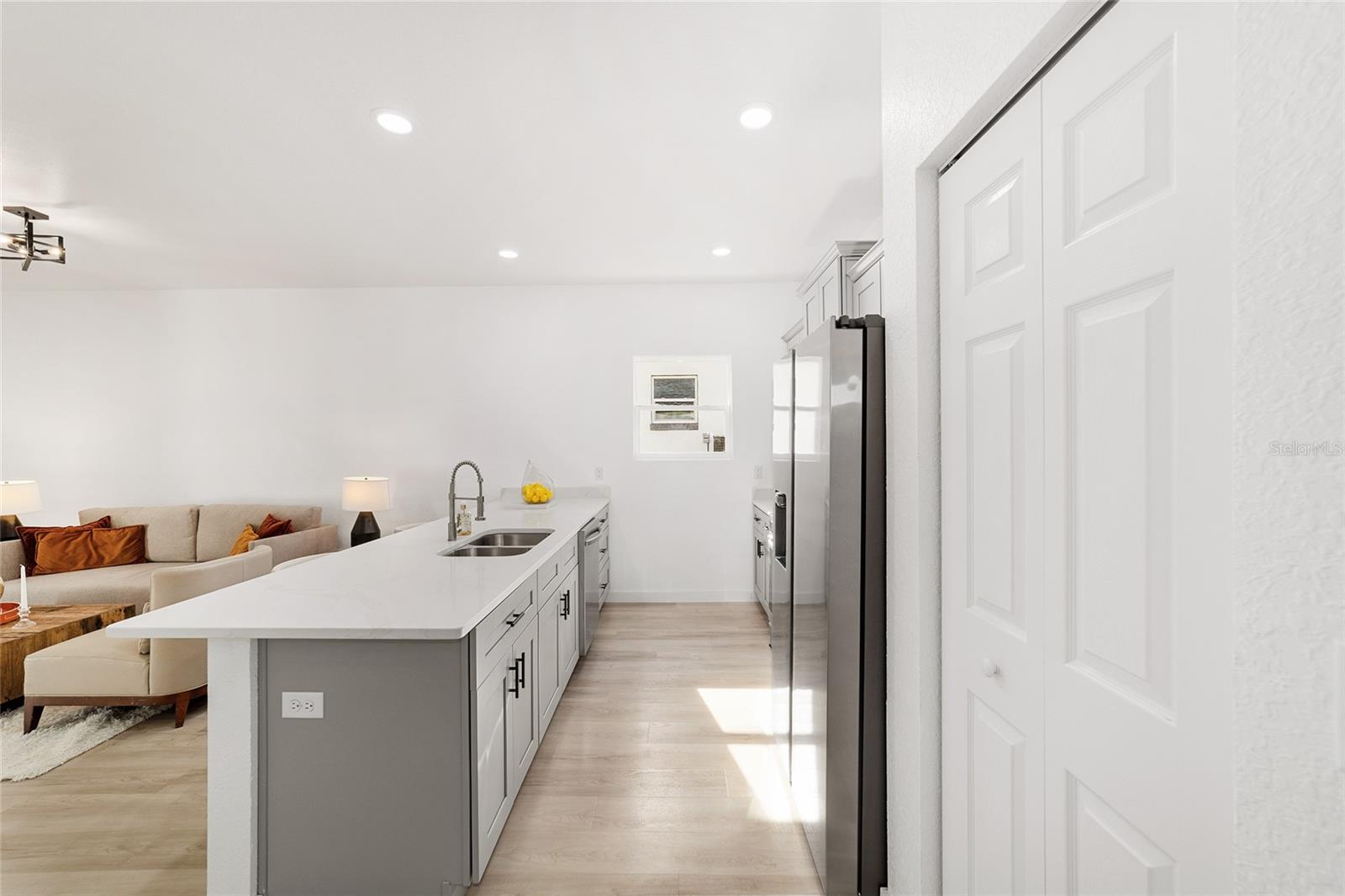 SABAL PARK - Residential