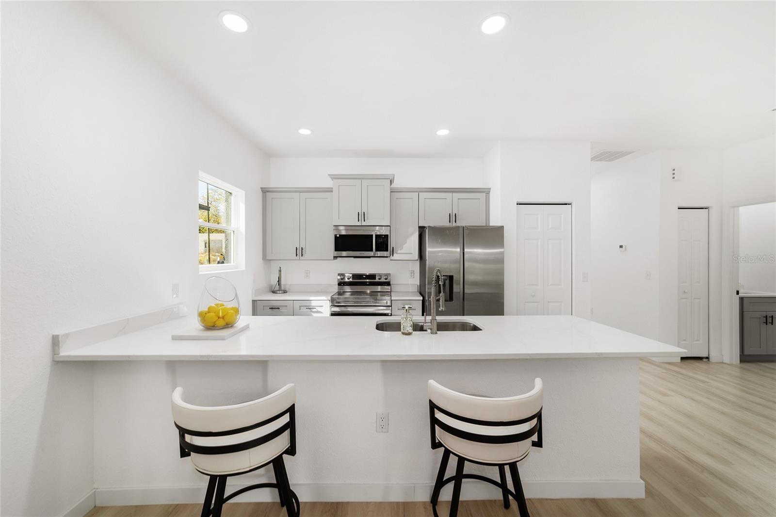 SABAL PARK - Residential