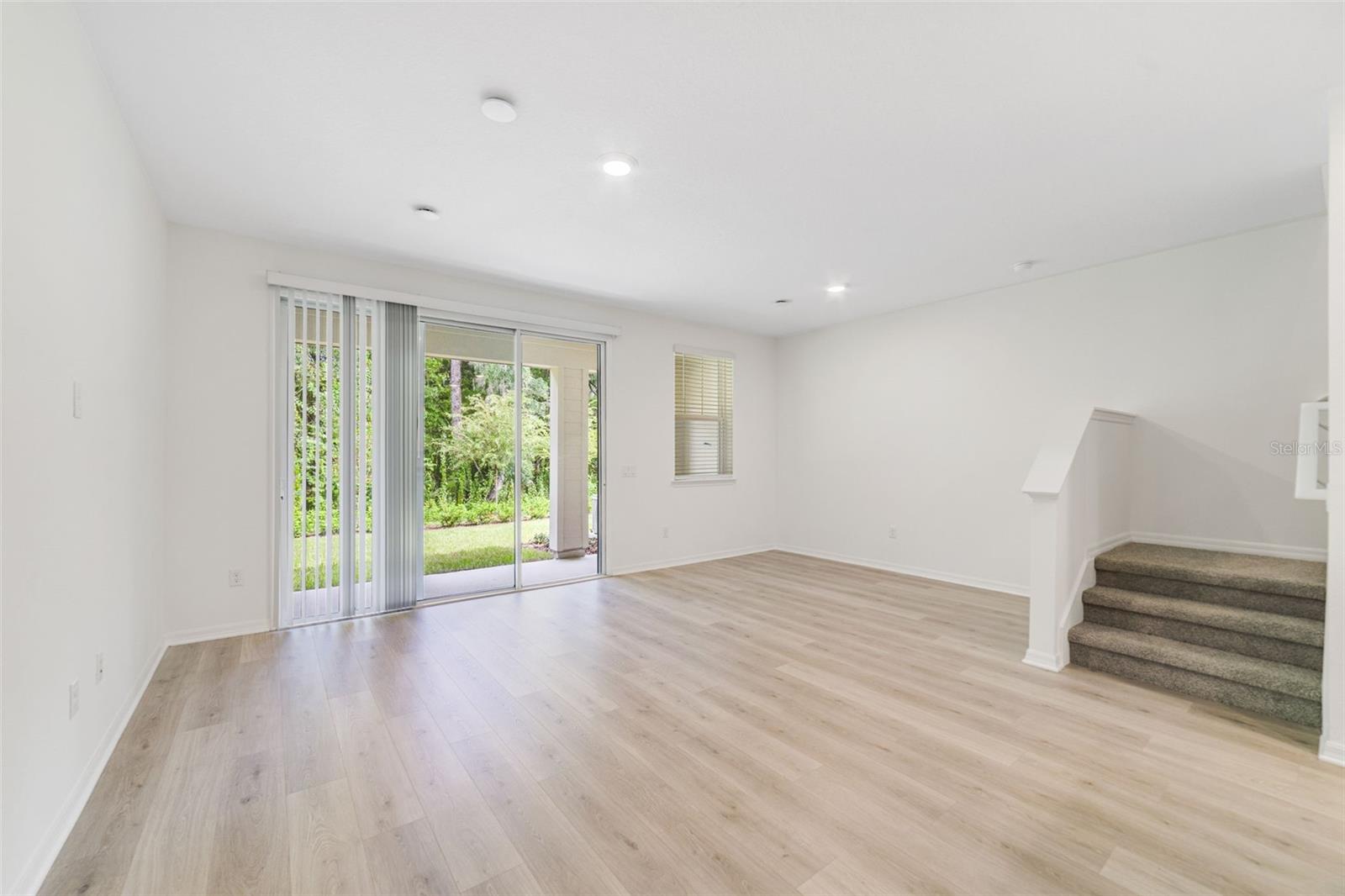 TOWNS AT GREENLEAF - Residential