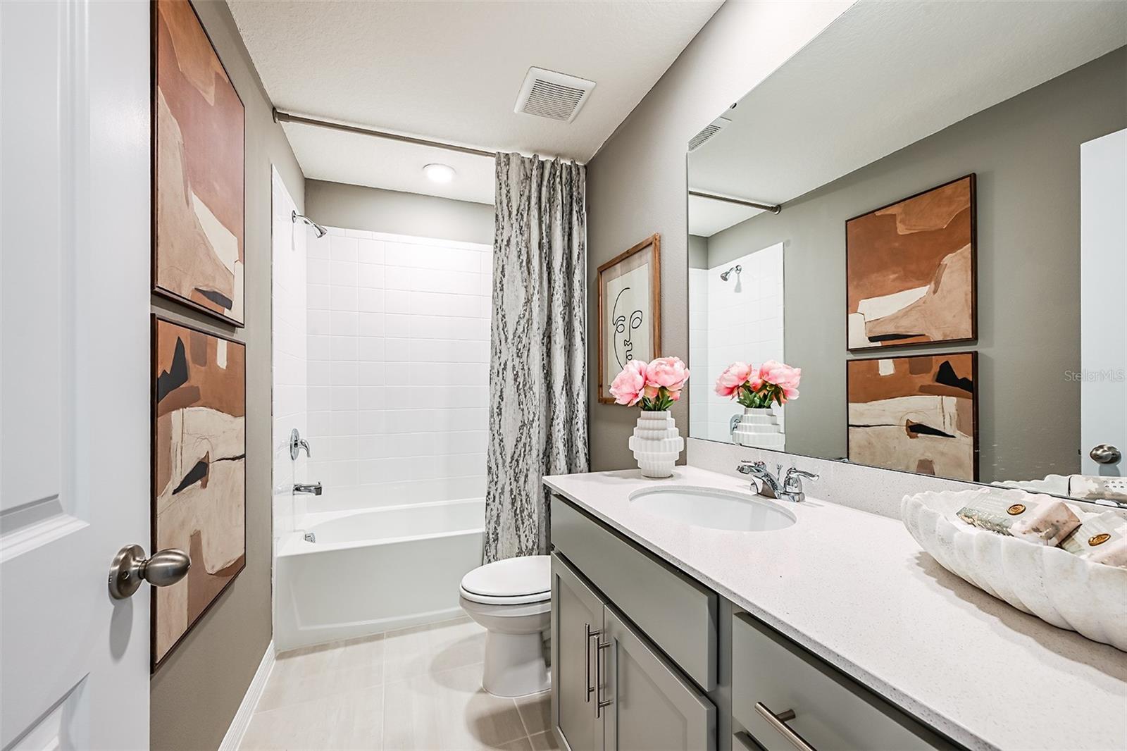 TOWNS AT GREENLEAF - Residential