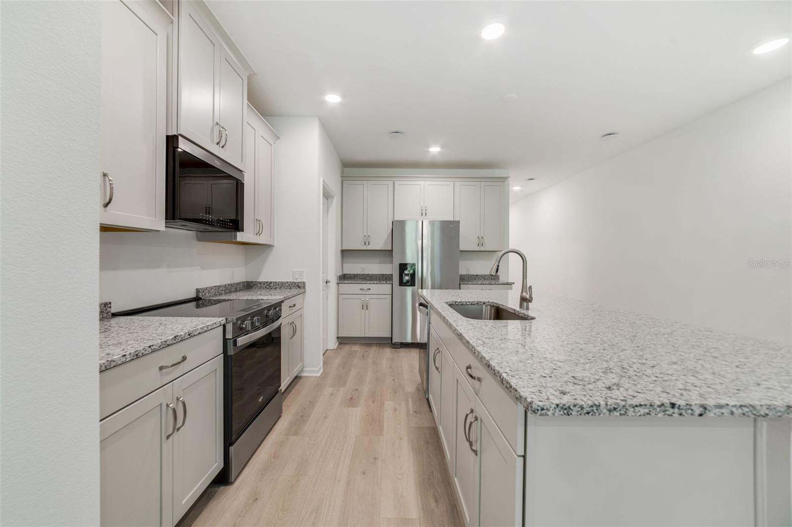 TOWNS AT GREENLEAF - Residential