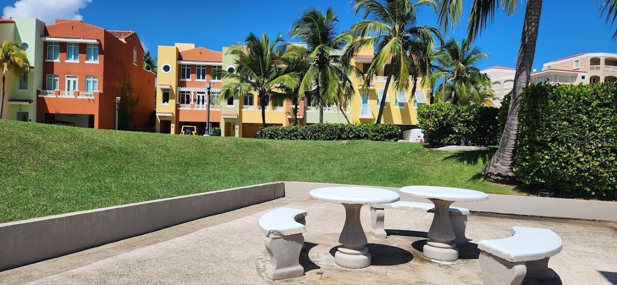 PLAZA DEL PUERTO - Residential