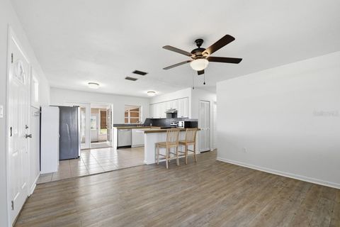 Tiny photo for 14338 Lake Junietta Drive, Tavares, FL 32778 (MLS # G5109875)